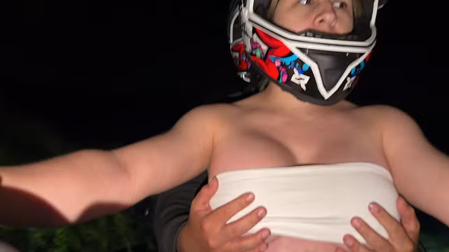 I picked up a DIDI customer without a bra and she cummed on my panties again